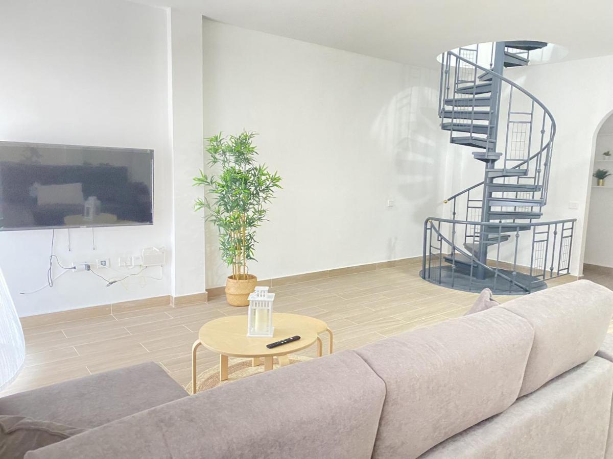 קלטה דה פוסטה Homeforguest Two Bedroom Apartment With Pool And Terrace מראה חיצוני תמונה